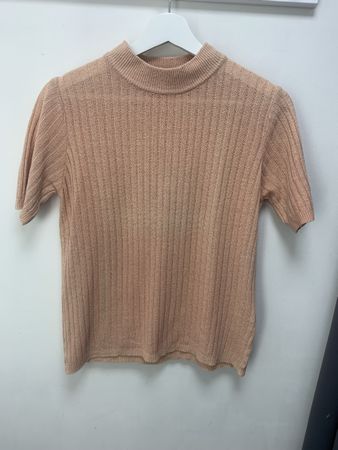 T-Shirt aus recycelter Seide von Rifo pflanzlich gefärbt