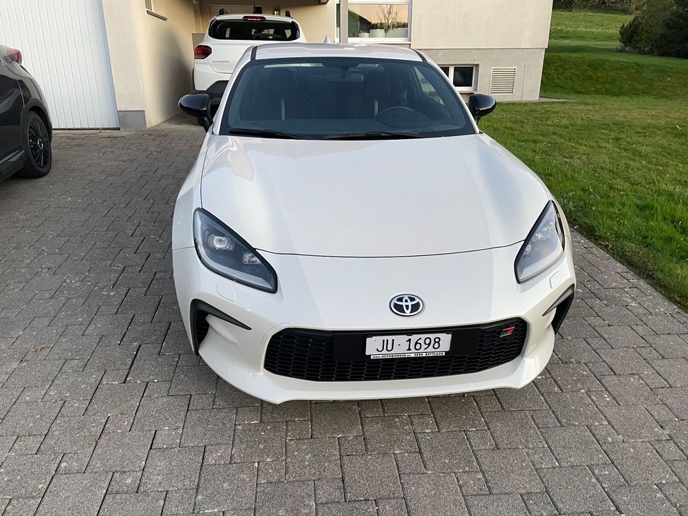Toyota Automobili: Toyota GR86 2.4 Sport + – Usato da Les Genevez JU venduto da fabliane 2