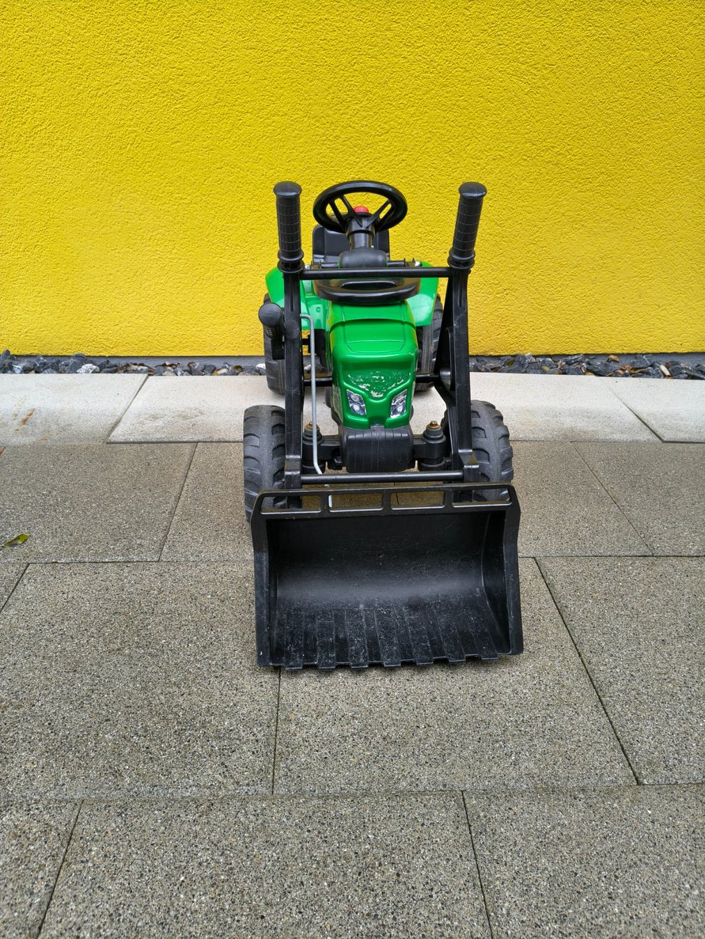Véhicules pour enfants: Kinder Traktor – Défectueux à Rothrist par giw_l58l 2