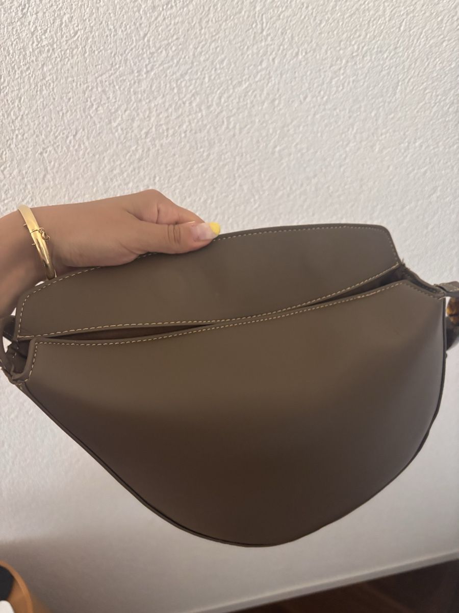 Zara Borse da donna: Zara Taupe Shoulder Bag – Usato da Zürich venduto da gia_h8kg 4