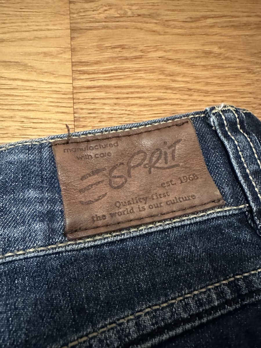 Esprit Jeans: Damen Chino Jeans Esprit – Usato da Brütten venduto da Estuenggi 2