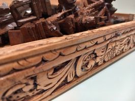Schönes Schachspiel und Backgammon aus Holz, Handgeschnitzt