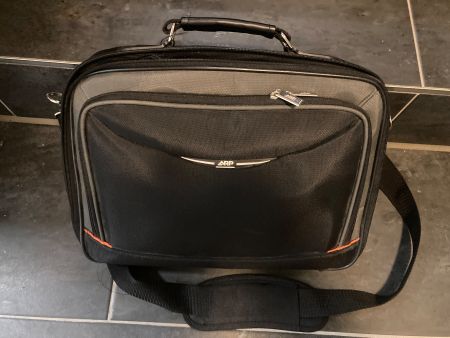 Notebook Tasche in sehr gutem Zustand