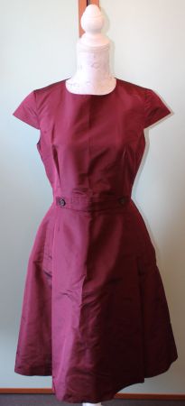 Kleid von *PRADA* (AK)