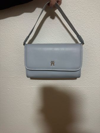 Tommy Hilfiger Handtasche, hellblau - ideal für Sommer!