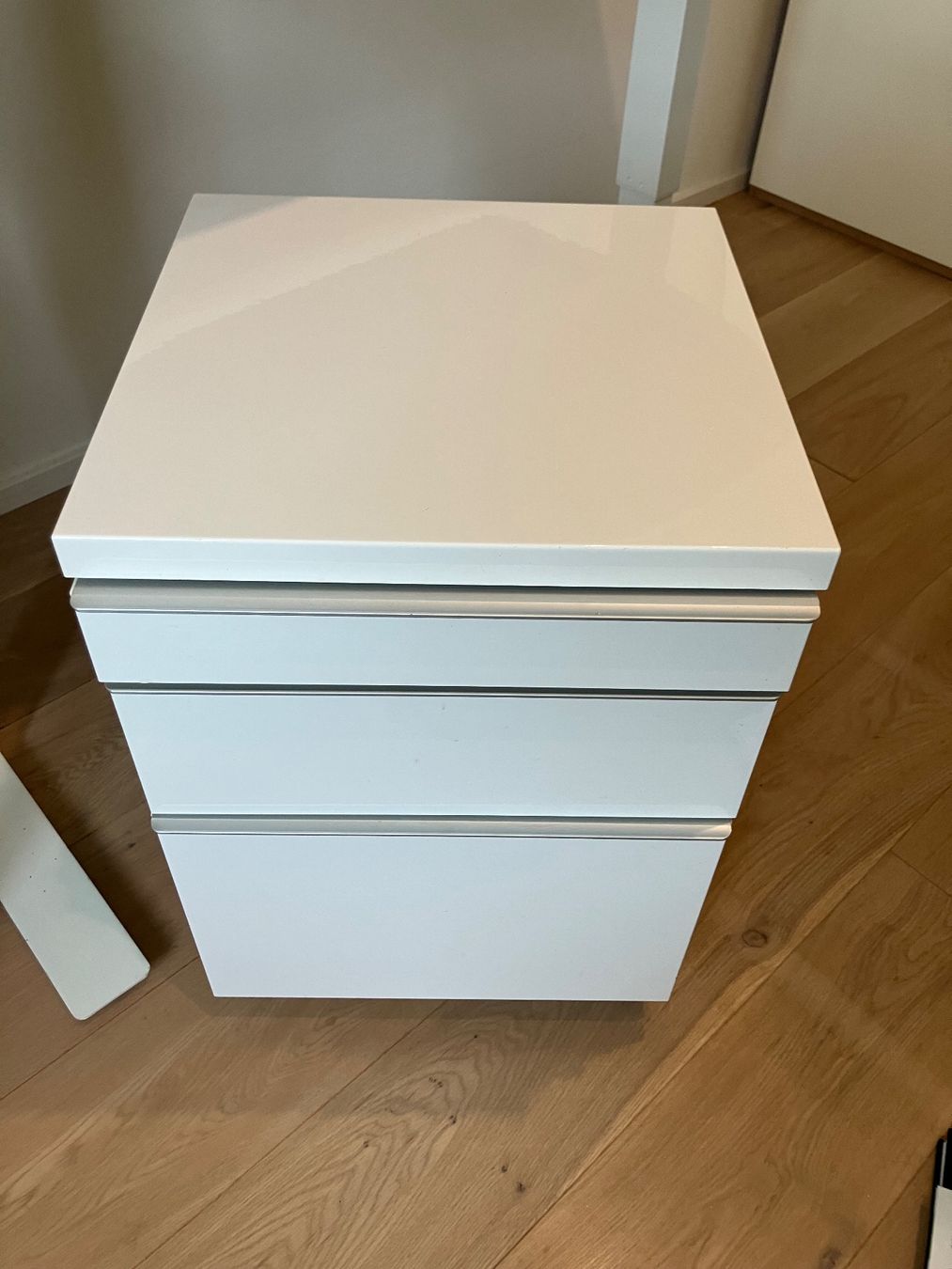 Ikea Korpus: Büro - Korpus – Gebraucht aus Reinach BL von jul_6nvf