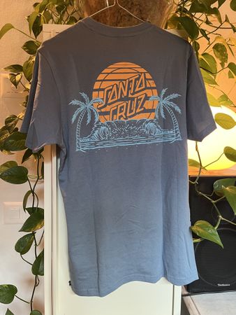 Santa Cruz T-Shirt mit Backprint