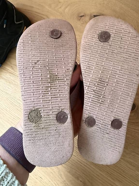 Scarpe per ragazzi: Havaianas 29-30 31/32 Minnie Mouse – Usato da Ruswil venduto da Pinkgirl_11 1