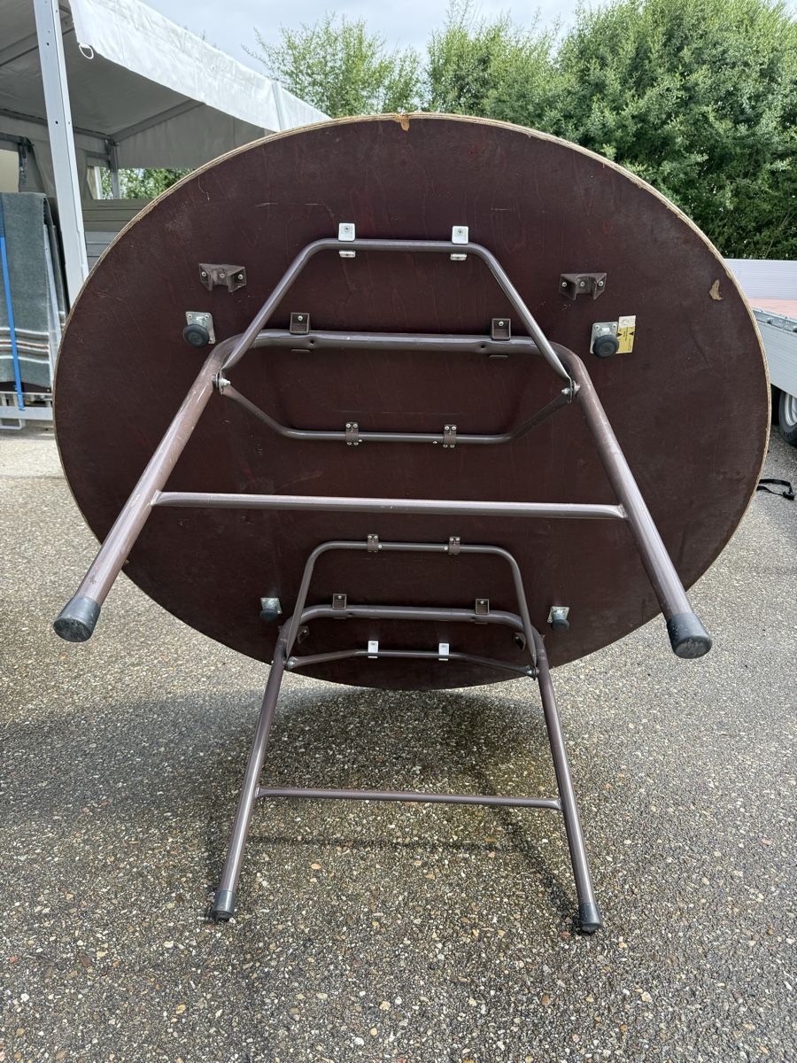 Tavoli: 20 x Runder Tisch klappbar Event 150 cm – Usato da grosswangen venduto da Poliniman0 2