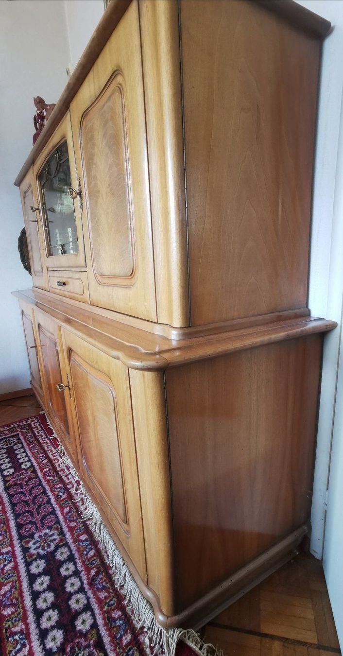 Credenze: Credenza con vetrina – Usato da Losone venduto da NSX 3