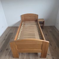 Massivholz Bett mit Happy Ultra 300 Einlegerahmen