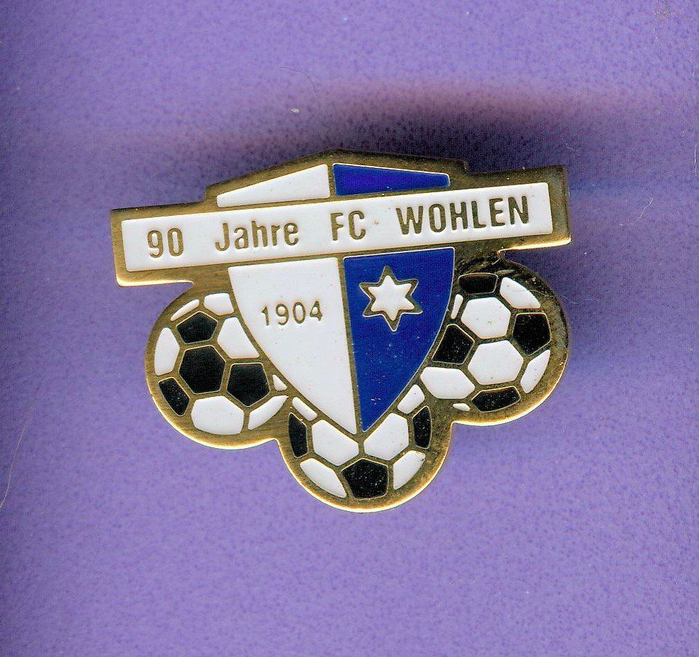 Placchette & Badge: FC WOHLEN – Usato da Winterthur venduto da Sammleroase