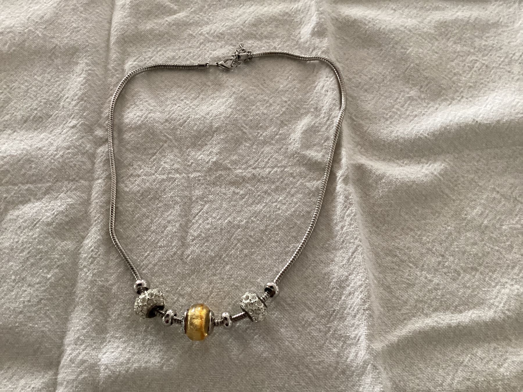 Catenine: Kette mit Charms – Usato da Dachsen venduto da Achohberg