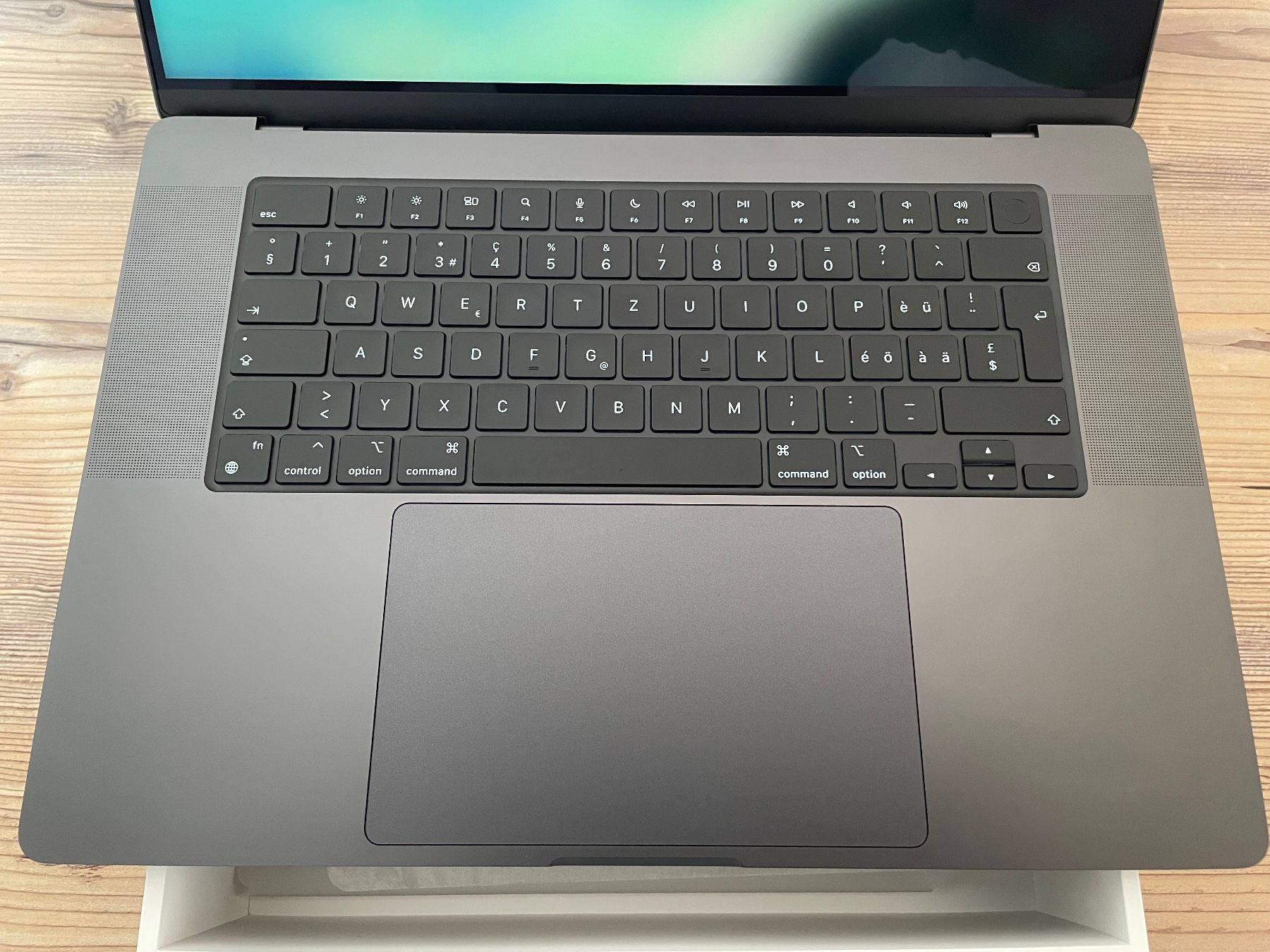 Apple Notebook: 16" MacBook Pro M4 Max, 16C CPU, 40C GPU, 128GB, 2TB, CH – Usato da Haag (Rheintal) venduto da MoekCH 4