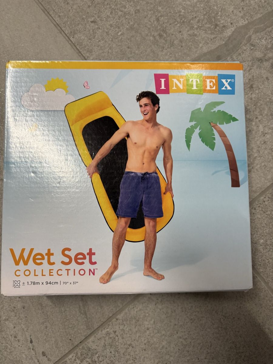 Schwimmringe: Matelas gonflable Intex Wet Set Collection - neuf – Neu (gemäss Beschreibung) aus Salvenach von gwenwywar