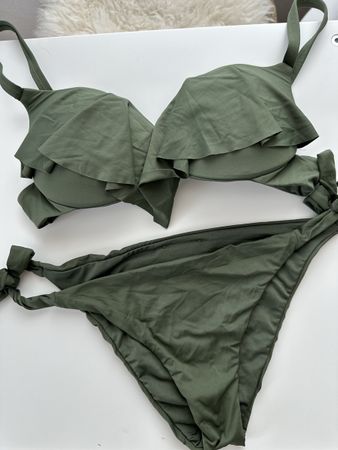 Bikini Zweiteiler Ruffle Khaki/Olivegrün Calzedonia Grösse S