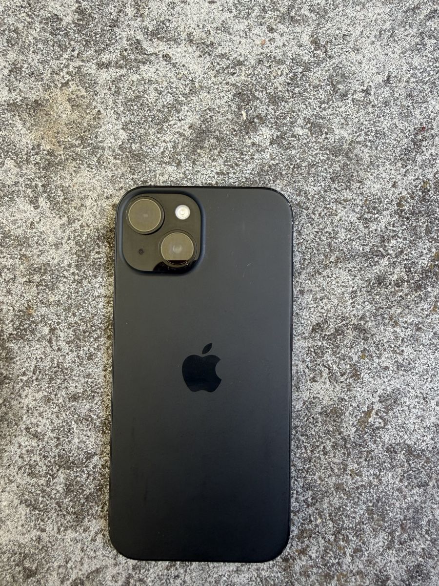 Apple Telefoni cellulari / Smartphones: Iphone 15 mit OVP – Usato da Herzogenbuchsee venduto da Leo777777