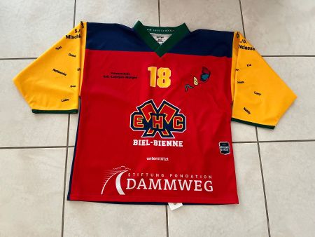 EHC Biel Warm up Trikot/# 18 Y. Stampfli /signiert / Charity
