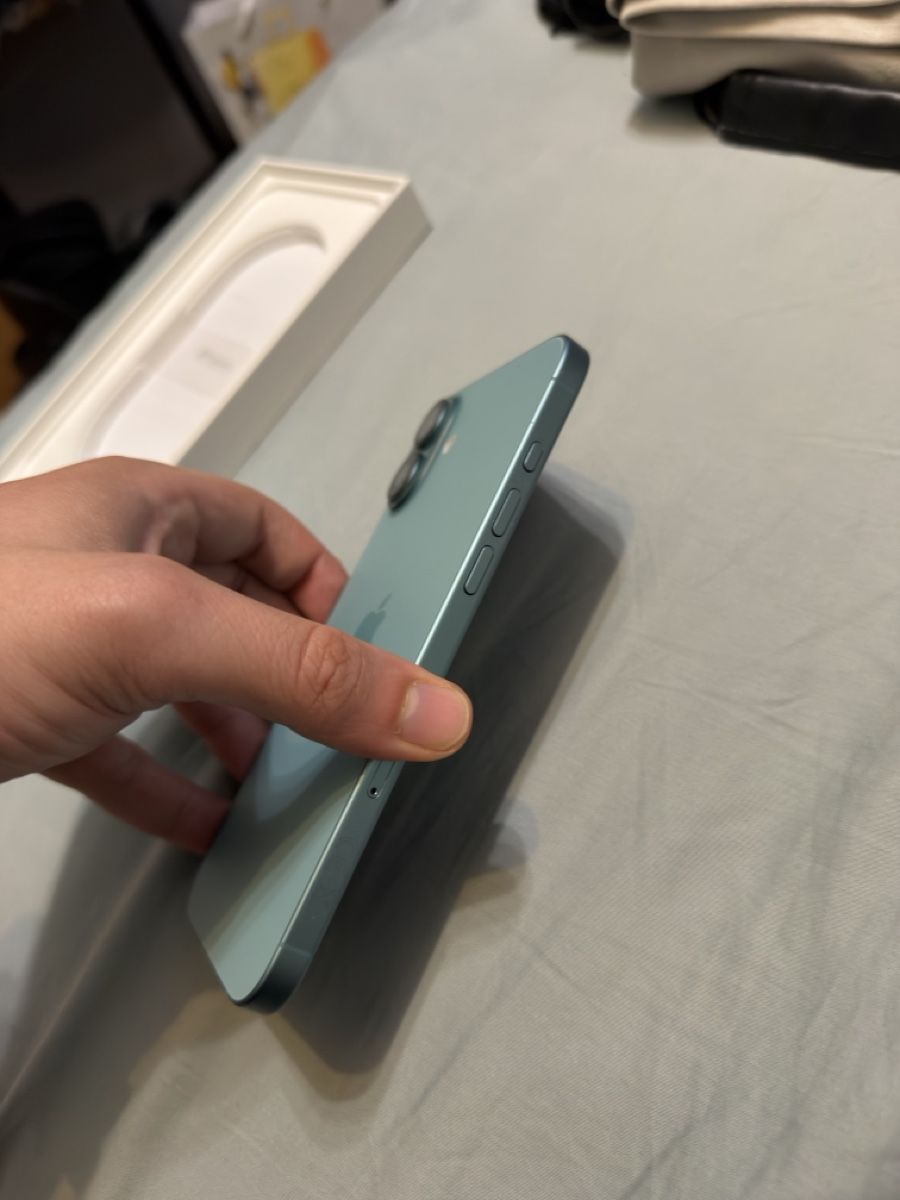 Apple Handys / Smartphones: iPhone 16 Plus 256 gb green  – Neu (gemäss Beschreibung) aus Vevey von tes_7jrw 3