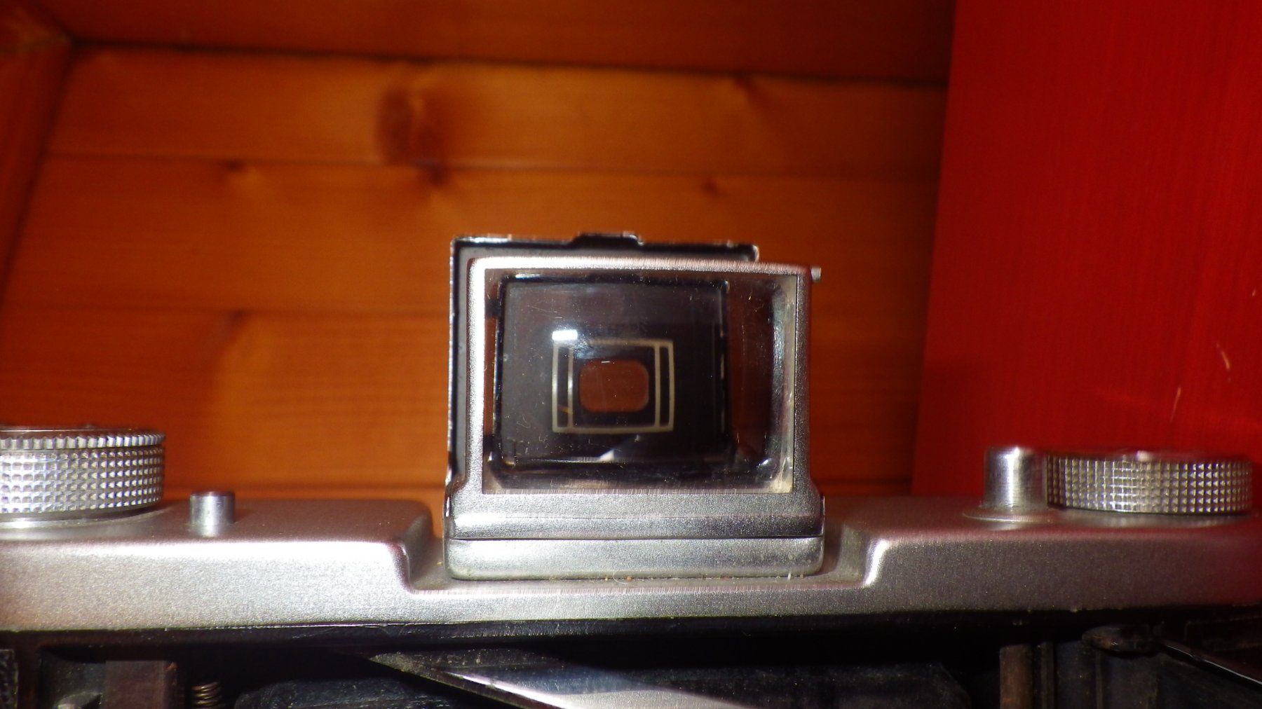 Fotocamera: Ensign Selfix 820 – Usato da Corbeyrier venduto da SkinGraft 1