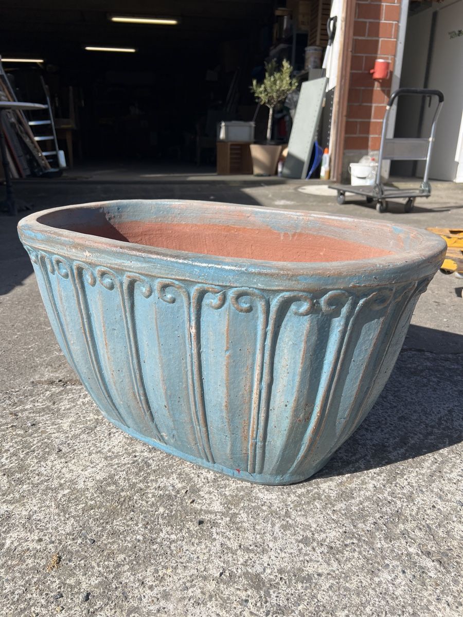 Pots de fleurs: Zwei elegante Blumentöpfe – D'occasion à St. Gallen par Leccese 2