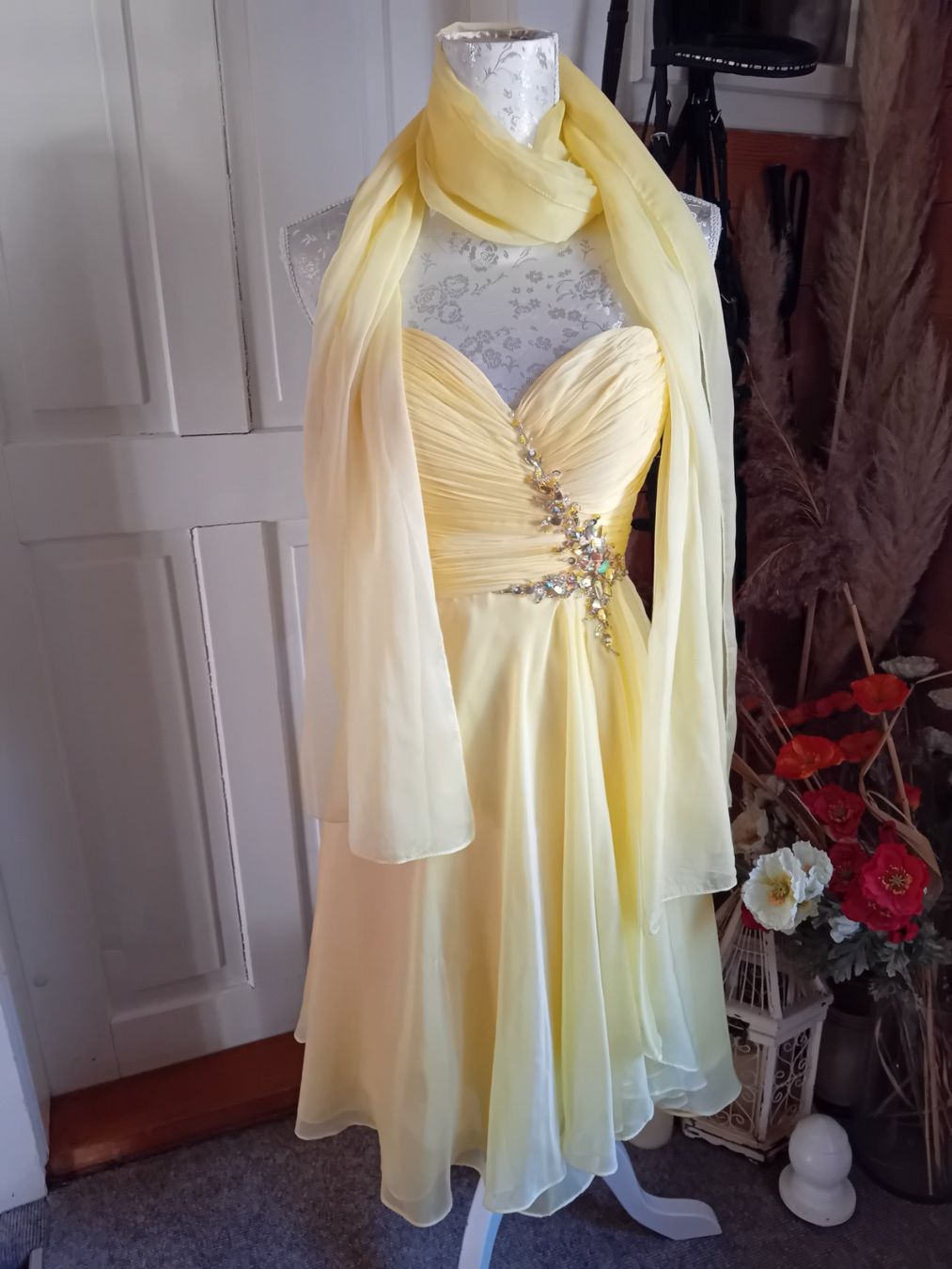 Vestiti: Robe coktail à strass 34-36 – Usato da Rüthi (Rheintal) venduto da titlis07 4