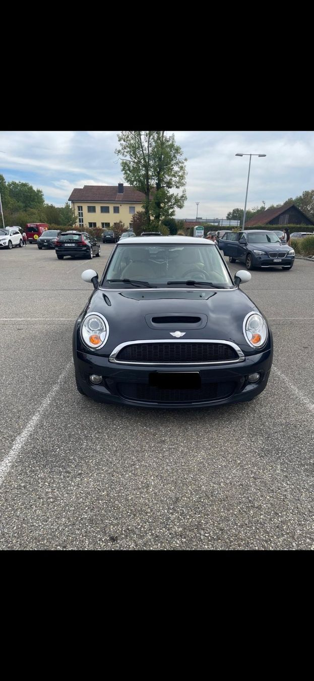 Mini Autos: Mini Cooper S – D'occasion à Suhr par mario918