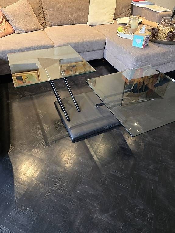 Tische: Design Salon Tisch – Gebraucht aus Studen BE von max_t8g9 2