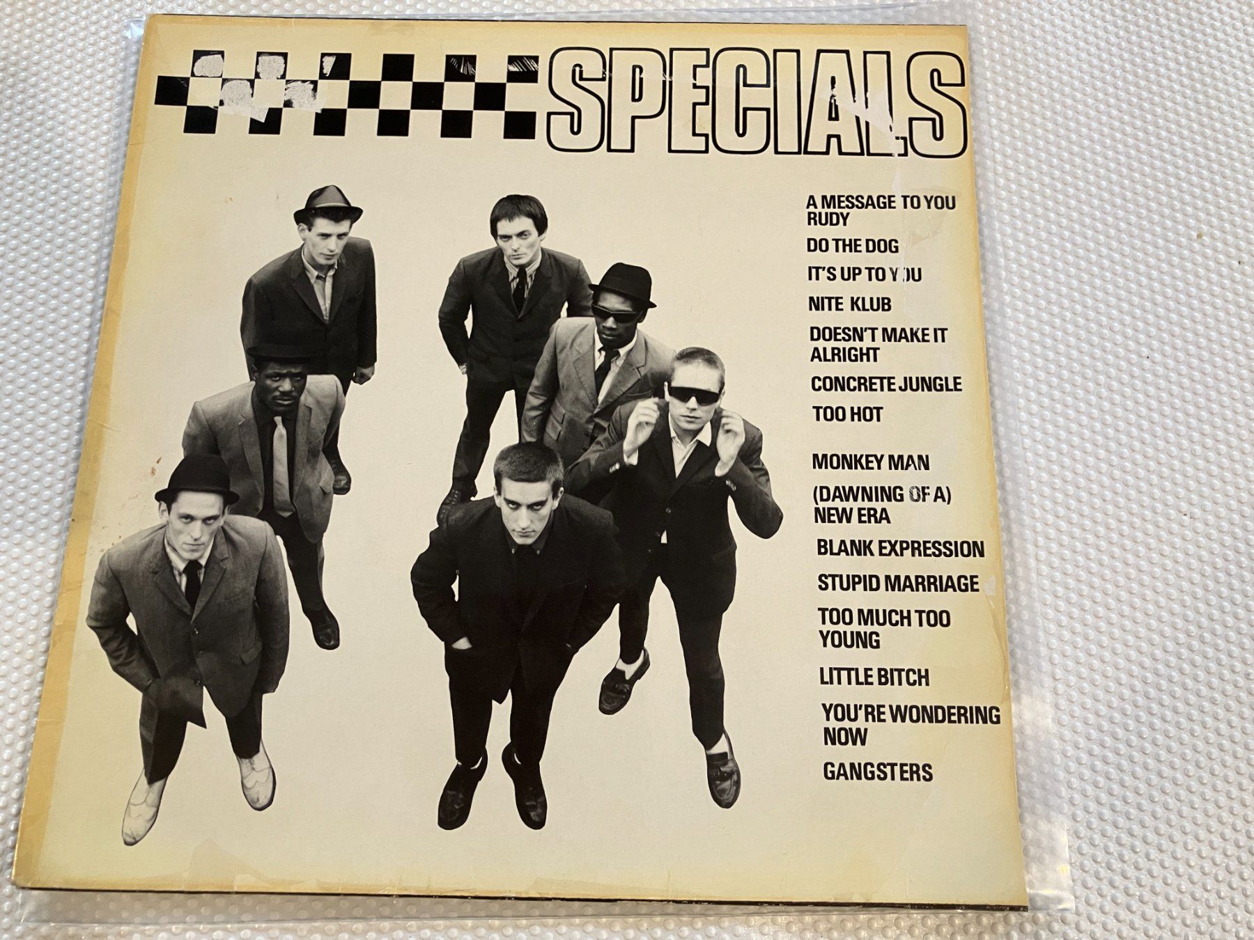 Dischi in vinile: Specials – Usato da Aarwangen venduto da Jukebox3