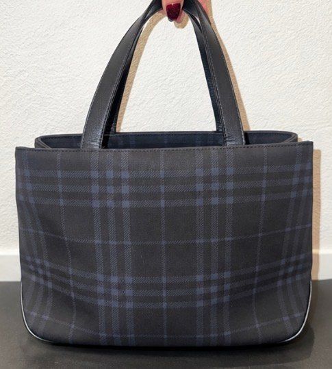 Burberry Sacs femmes: Sac Burberry Smoke – D'occasion à Romont FR par Djeb7 3
