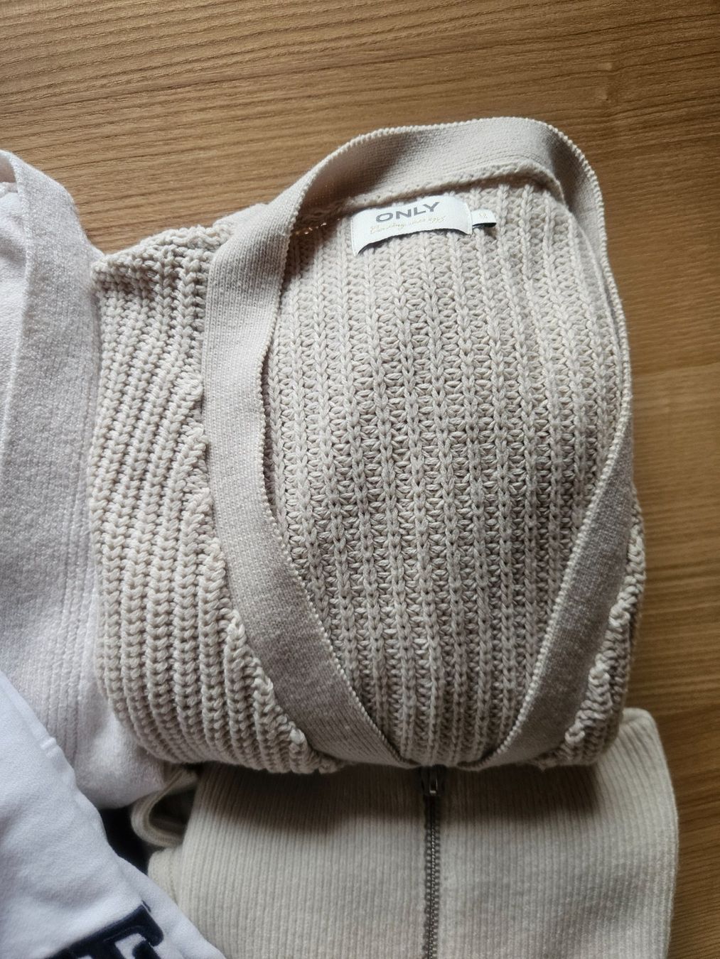 Pulls & Sweat-shirts: Pullover/Strickjacken Set Gr.S/M – D'occasion à Oberhelfenschwil par tup12 4