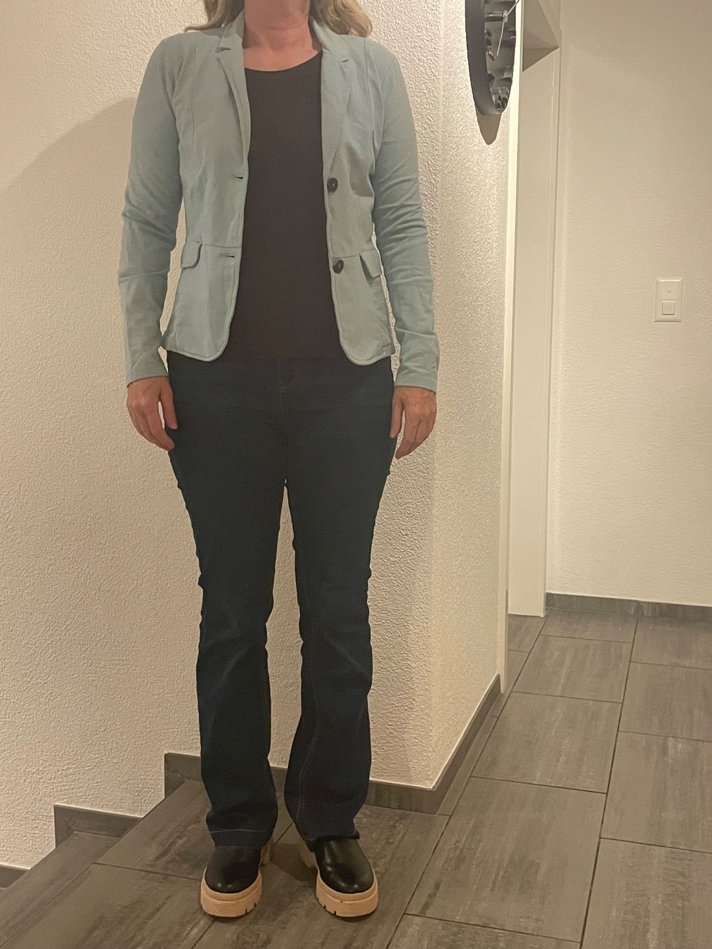 Giacche: Hellblauer/ türkis Blazer, Top Zustand, Gr. 36 – Usato da Immensee venduto da Tscharro