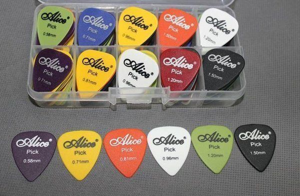 Musikinstrumente: Plektrum Set 30 Stück – Neu und originalverpackt aus Dintikon von Vexi