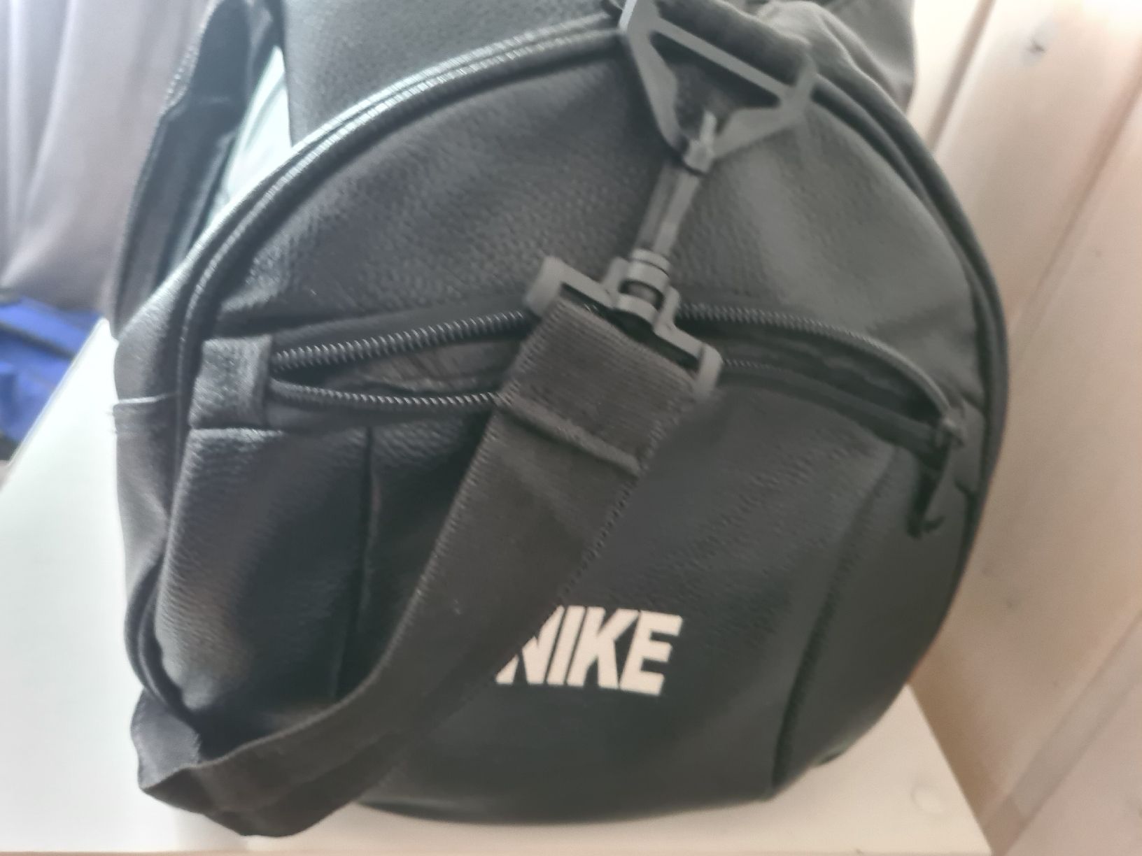 Nike Borse: Nike Tasche, Sporttasche – Usato da Waldkirch venduto da Hypertenuse 3