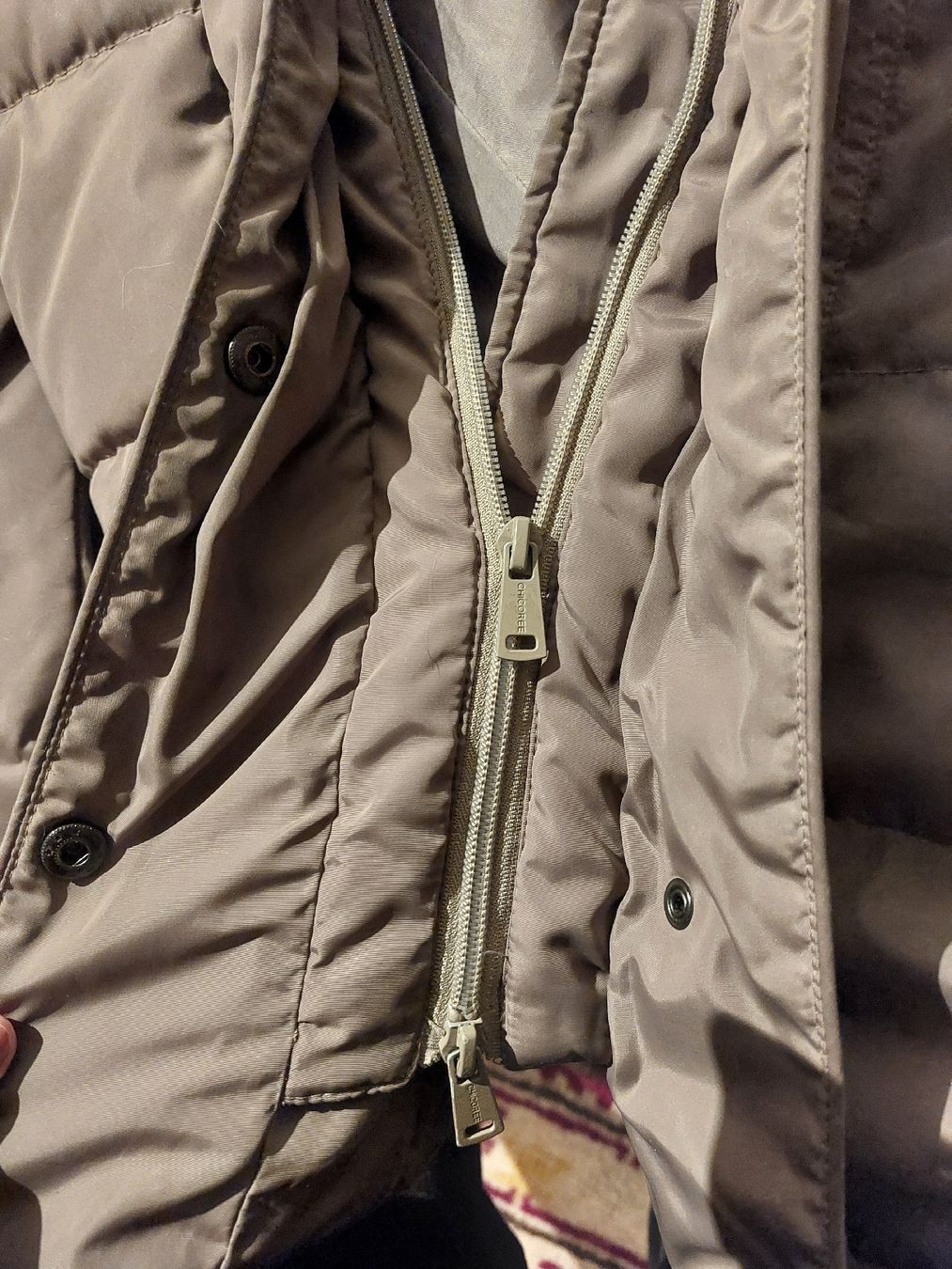 Jacken: Winterjacke mit Kapuze, Grösse M – Gebraucht aus Fischbach-Göslikon von UBo65 2