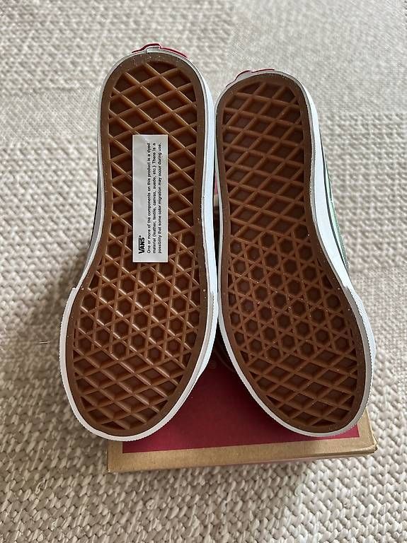 Schuhe für Jungen: Vans Gr.30 neu – Gebraucht aus Bottighofen von fritz-81 3