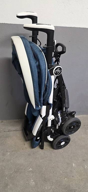 Peg Perego Carrozzine: Kinderwagen Pliko P3 compact – Usato da Bern venduto da nan_xv7b 3