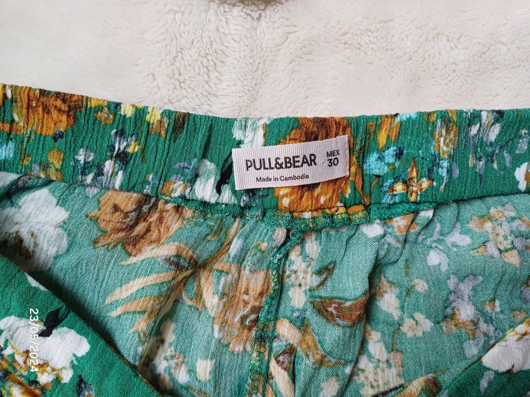 Pull&Bear Pantaloni: Kurze Hose - Marke: Pull&Bear - Grösse: 30 – Usato da Würenlos venduto da Abracadabra26 2