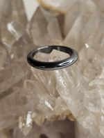 Hämatit Ring – schlicht & elegant