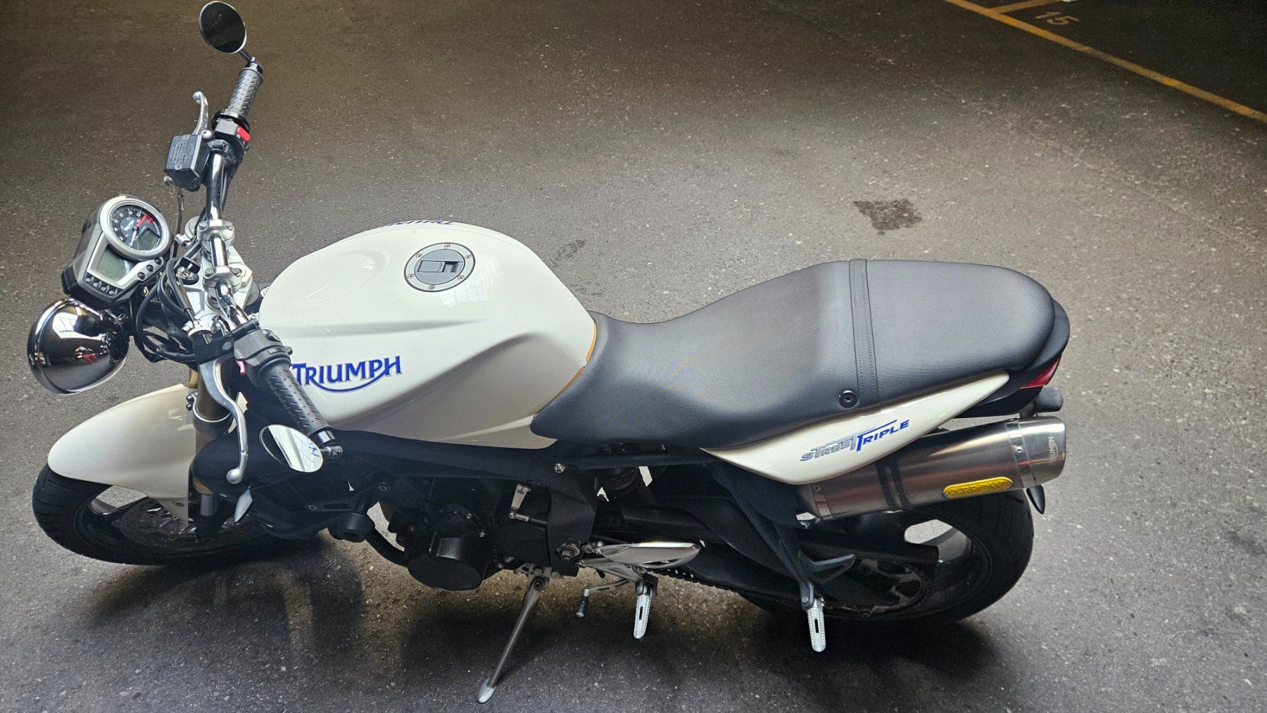 Triumph Strada: Triumph Street Triple 675 - ab Platz – Usato da Luzern venduto da B_ANDI 2