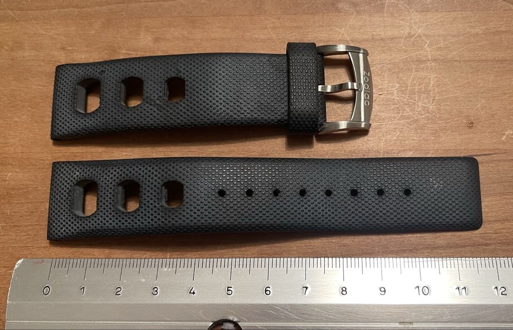 original Vintage ZODIAC Kautschukband mit Dornschliesse 22mm 1