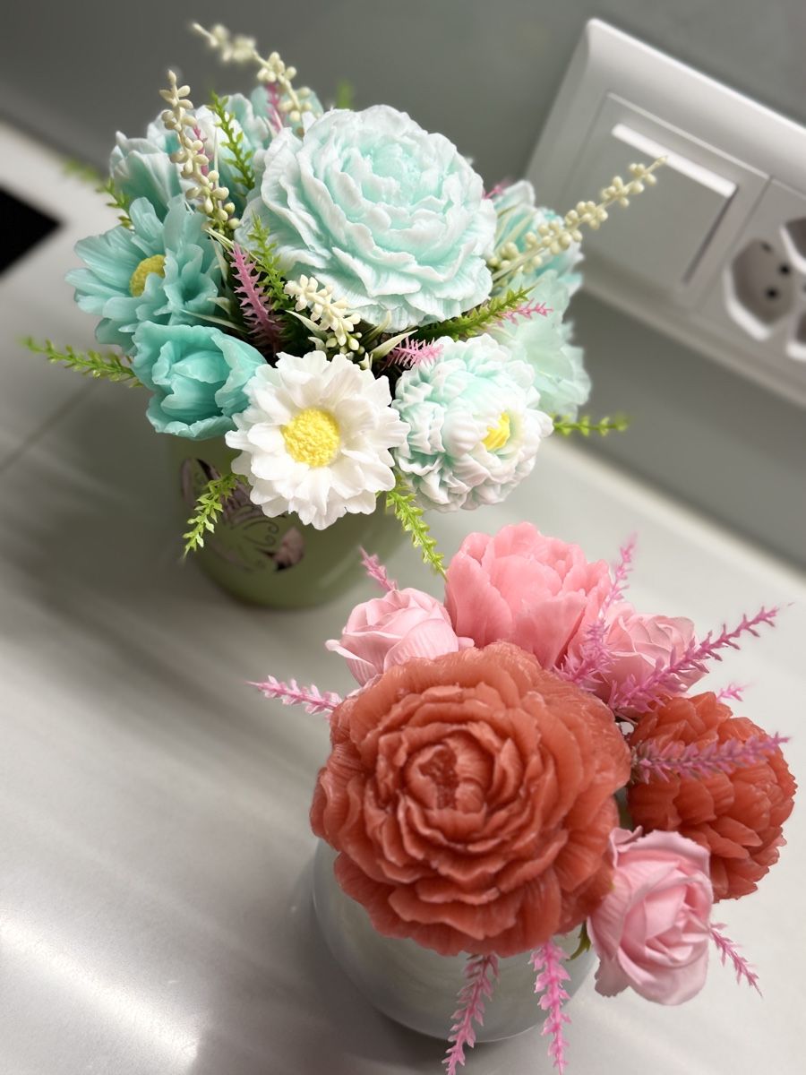 Tutte le decorazioni: Handgemachtes Seifenblumen-Bouquet  – Nuovo e nell'imballaggio originale da Nebikon venduto da gib_nz8p 2