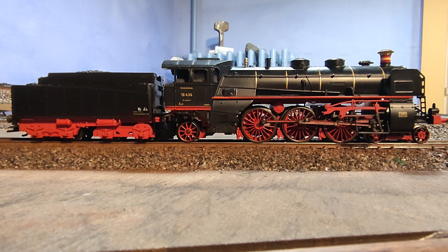 Märklin Modellini di ferrovie: Märklin 37187-02 DR S 3/6 18.4 – Usato da Bevaix venduto da matt_opp