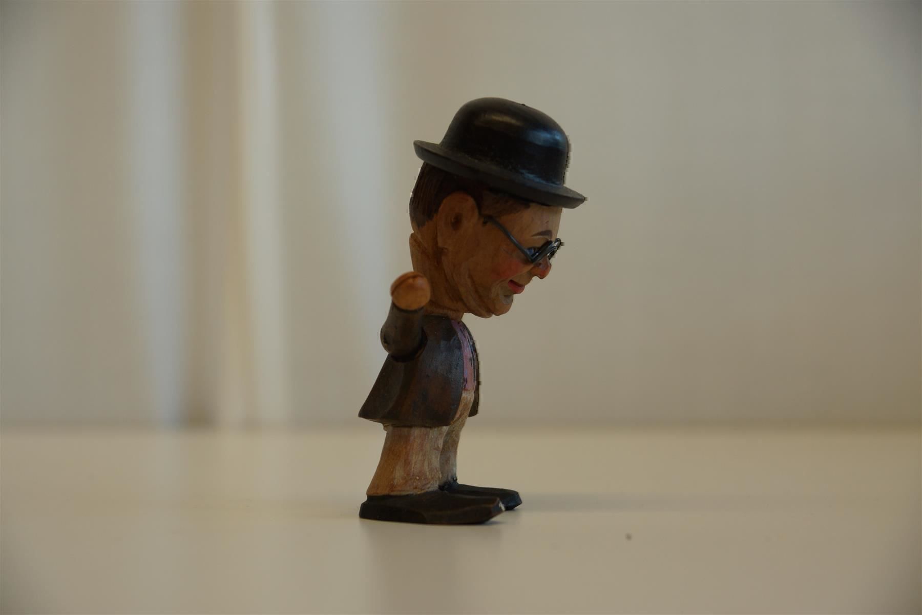 Sculptures & Statues: Mann, geschnitzt – Neuf avec emballage d'origine à Brienz BE par P.Edelweiss 3