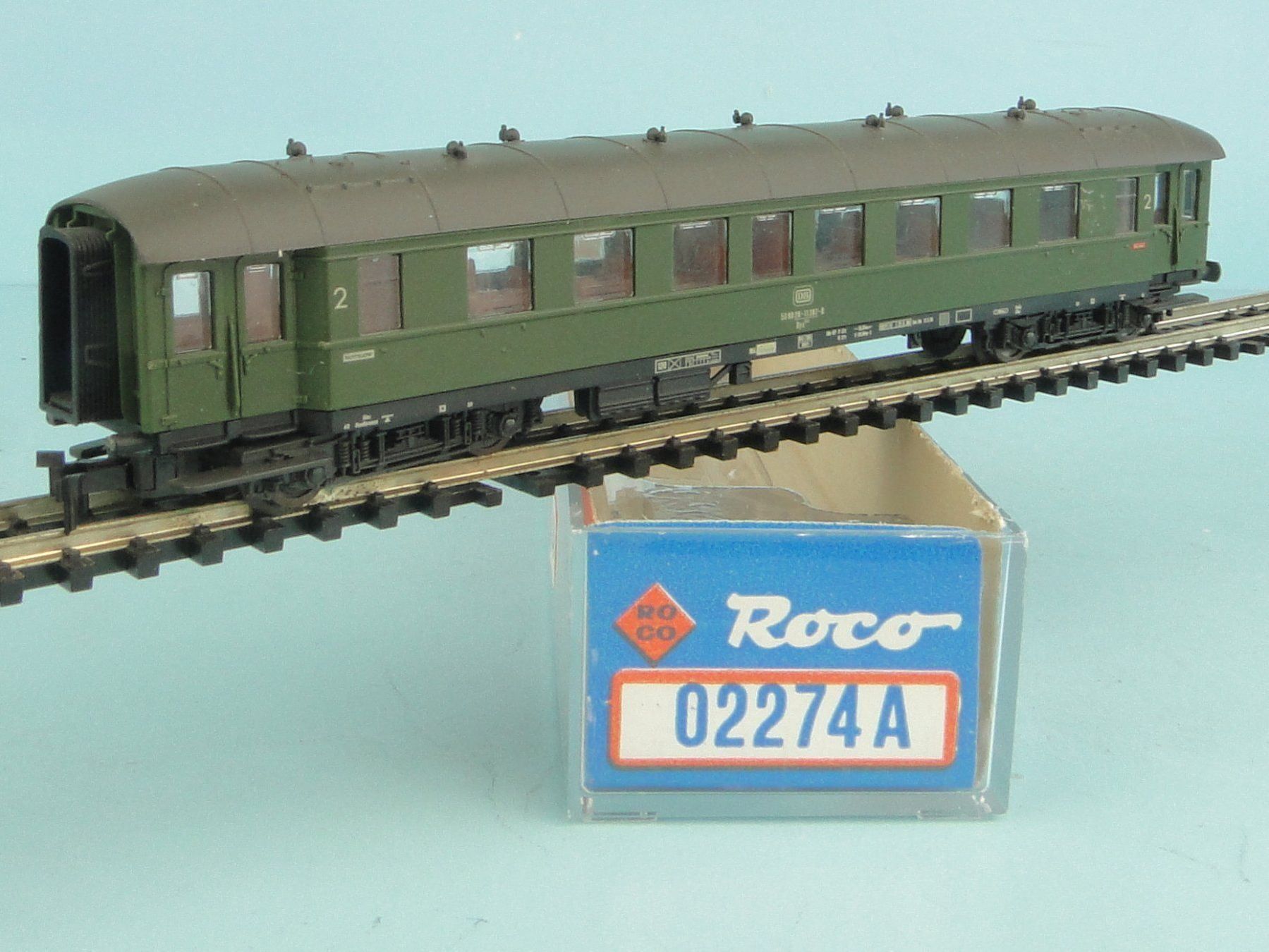 Roco Modellini di ferrovie: Roco 2274A Spur N DB 2 Kl. Einzugwagen – Usato da Bülach venduto da cann11
