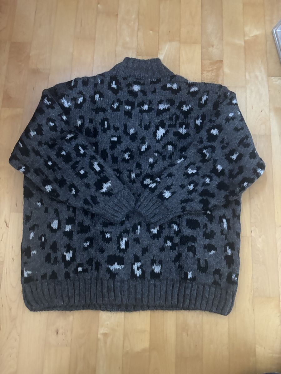 Superdry Pullover & Sweatshirts: Pull chaud SUPERDRY 42 – Gebraucht aus Vuadens von zazabelle75 1