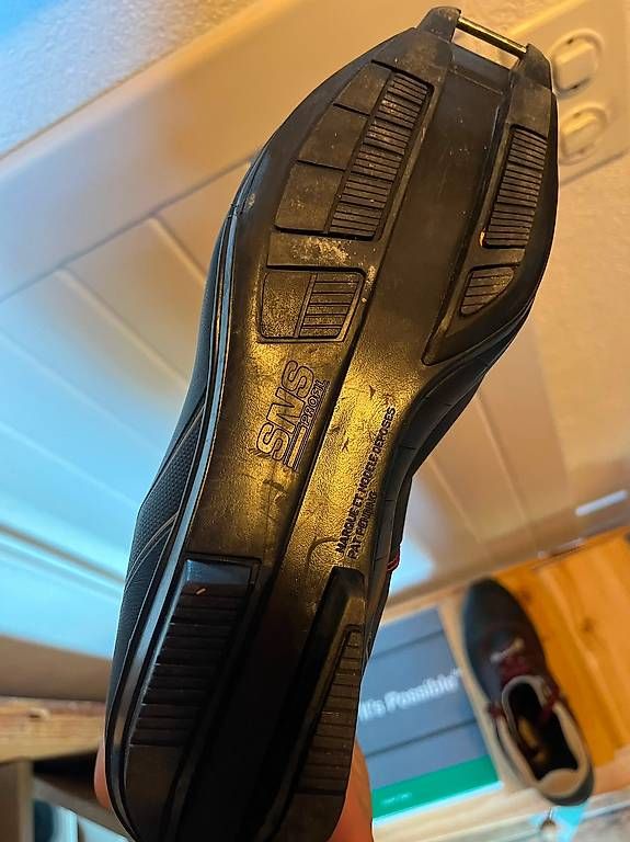 Scarpe da uomo: Gebrauchte Langlaufschuhe 41 – Usato da Hägendorf venduto da phi_6sbl 2