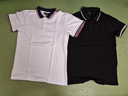 2 Poloshirts