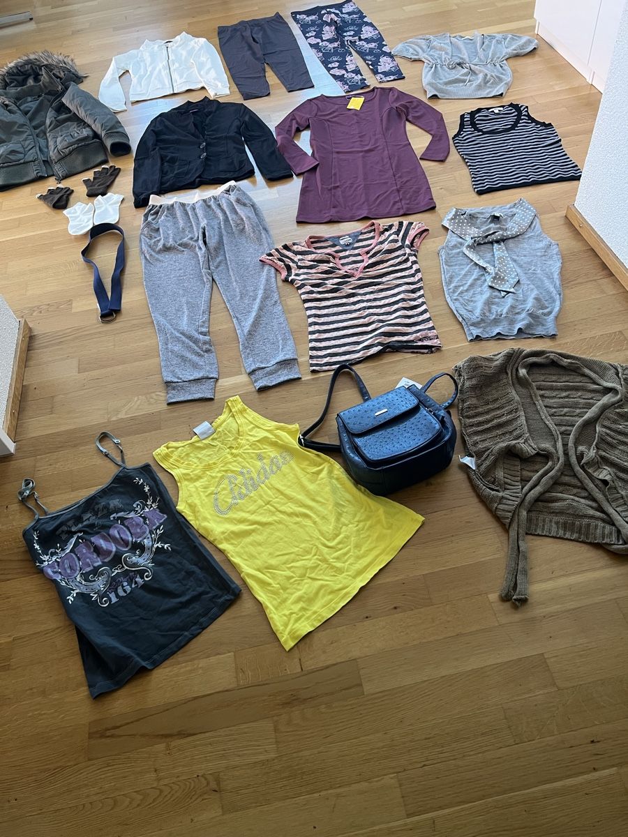 Ensembles coordonnés: Marken kleiderpaket gr.164 – D'occasion à Bettlach par Tradenet100 9