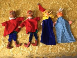 Kasperlifiguren mit Theater